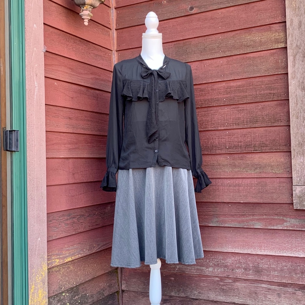 Back to the Schoolhouse Retro Style Blouse - Picture 6 of 7